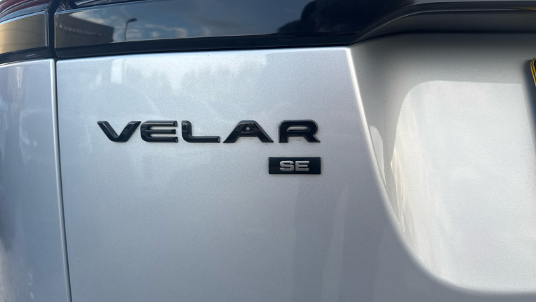 Land Rover Range Rover Velar 2.0 D200 SE 5dr Auto Diesel Estate